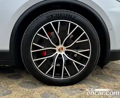 Porsche Macan 2025 0.2 гидро в Москве № 197810, миниатюра 8