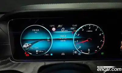 Mercedes-Benz E-Class 2023 2.0 гидро, миниатюра 8