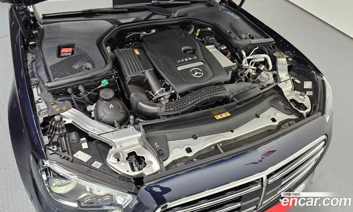 Mercedes-Benz E-Class 2022 2.0 гидро в Москве № 204742, фото 6
