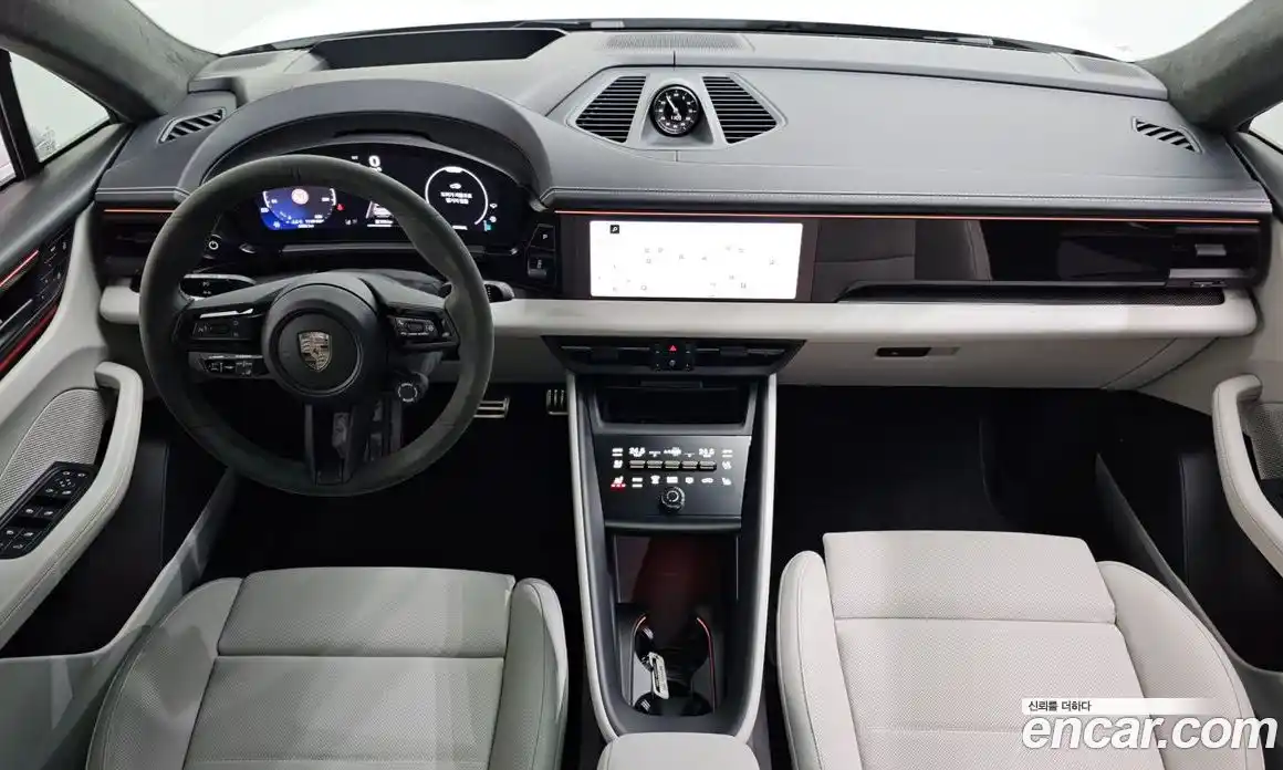Porsche Macan 2025 0.2 гидро в Москве № 212956, фото 7