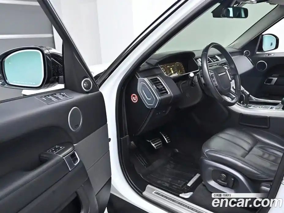 Land Rover Range-Rover Sport 2015 4.4 гидро в Москве № 213431, фото 11