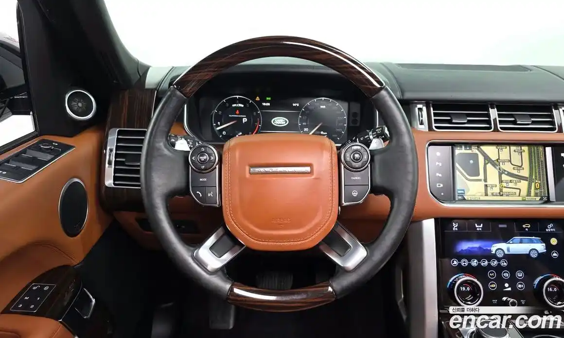 Land Rover Range-Rover 2016 5.0 гидро в Москве № 213794, фото 13