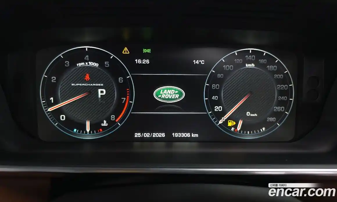 Land Rover Range-Rover 2016 5.0 гидро в Москве № 213794, фото 8