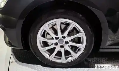 Audi A4 2019 2.0 гидро в Москве № 229928, миниатюра 5