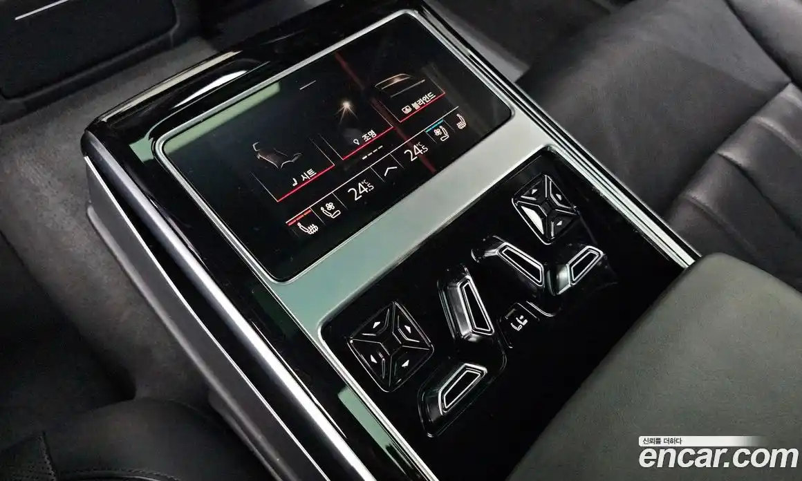 Audi A8 2021 3.0 гидро в Москве № 229941, фото 19