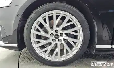Audi A8 2021 3.0 гидро в Москве № 229941, миниатюра 5