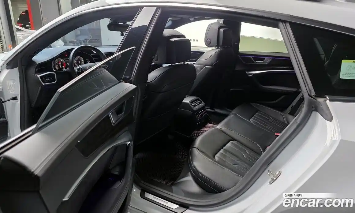 Audi A7 2021 3.0 гидро в Москве № 229990, фото 11