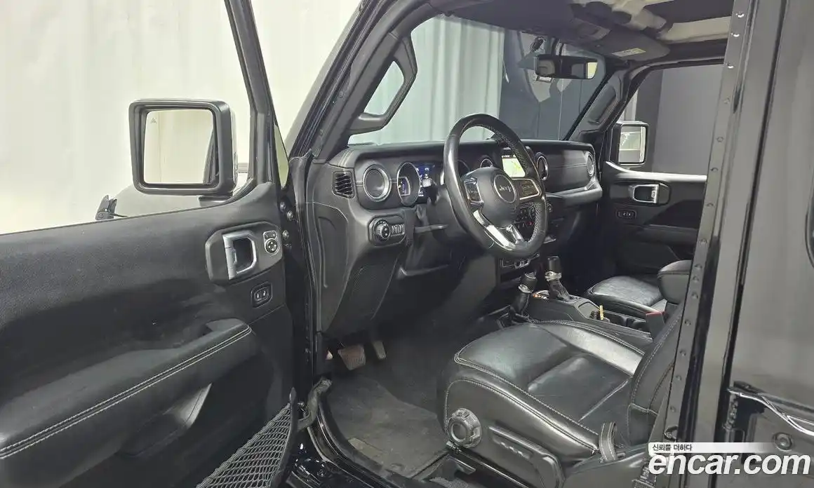 Jeep Wrangler 2021 2.0 гидро в Москве № 232386, фото 11
