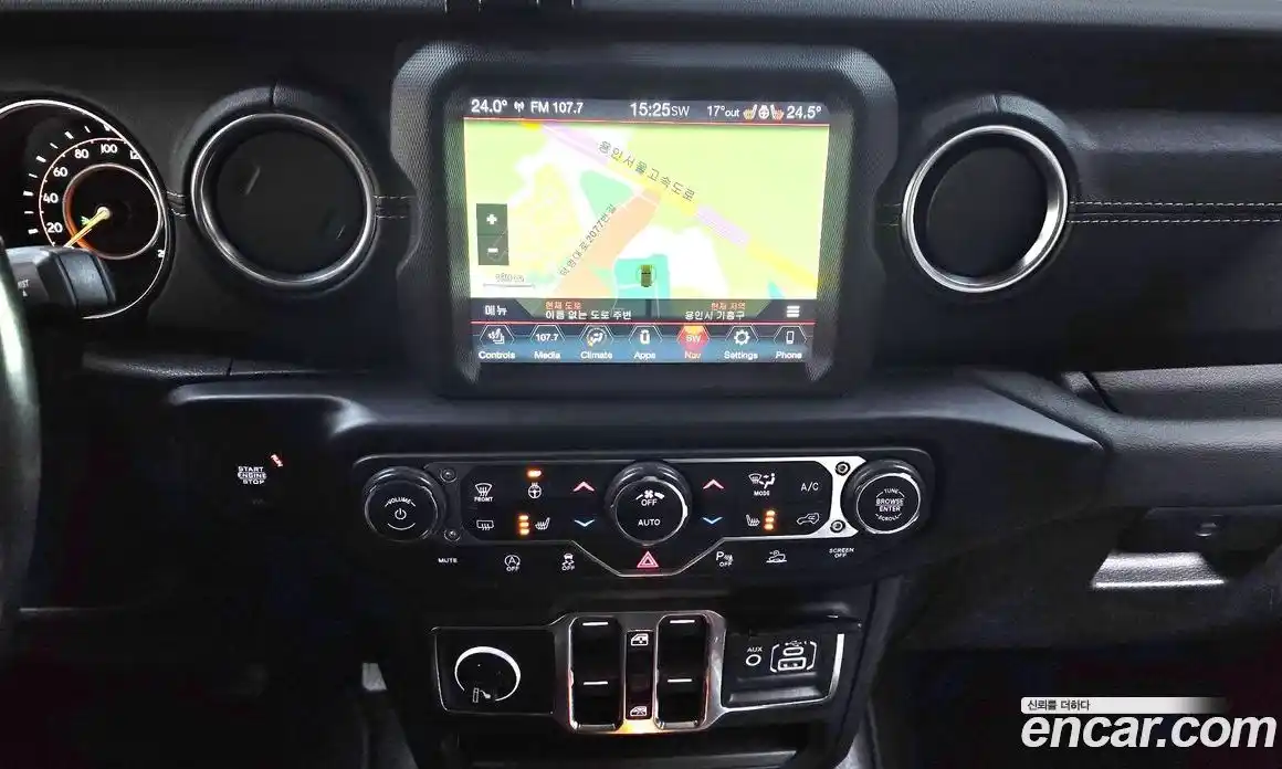 Jeep Wrangler 2021 2.0 гидро в Москве № 232386, фото 14