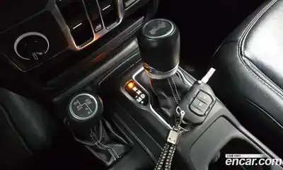 Jeep Wrangler 2021 2.0 гидро в Москве № 232386, миниатюра 9