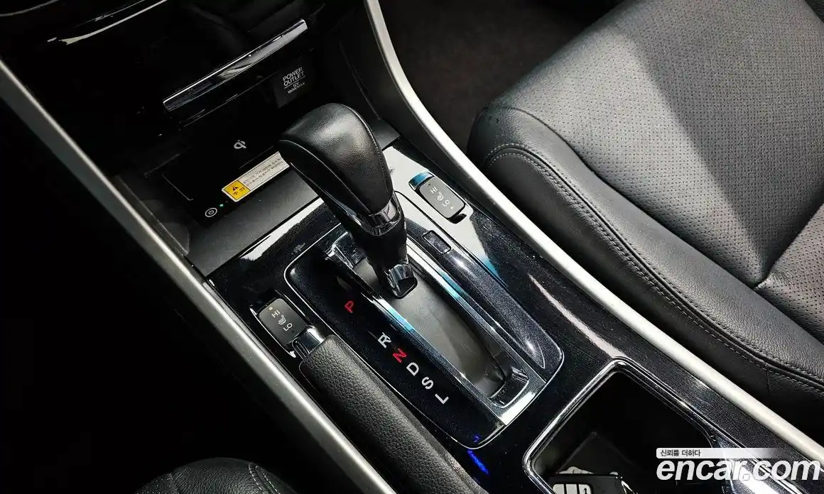 Honda Accord 2016 2.4 гидро в Москве № 232880, фото 9