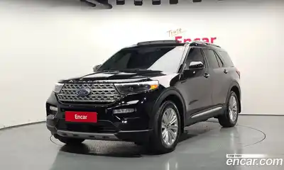 Ford Explorer, 2022