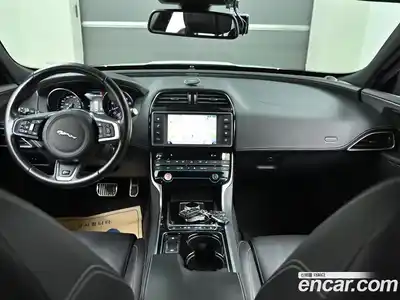 Jaguar XE 2016 3.0 гидро в Москве № 238081, миниатюра 7