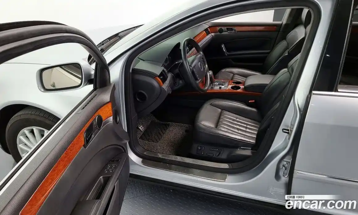 Volkswagen Phaeton 2006 3.2 гидро в Москве № 254850, фото 11