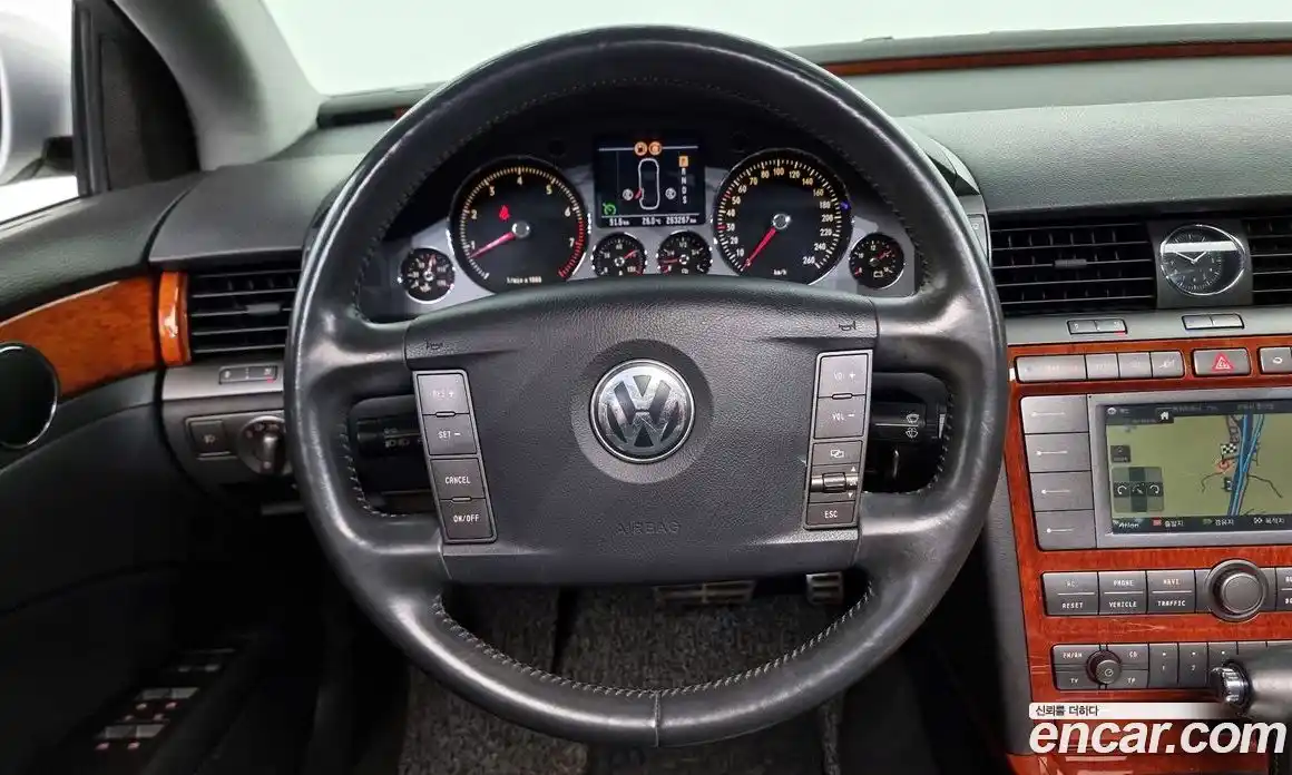 Volkswagen Phaeton 2006 3.2 гидро в Москве № 254850, фото 13