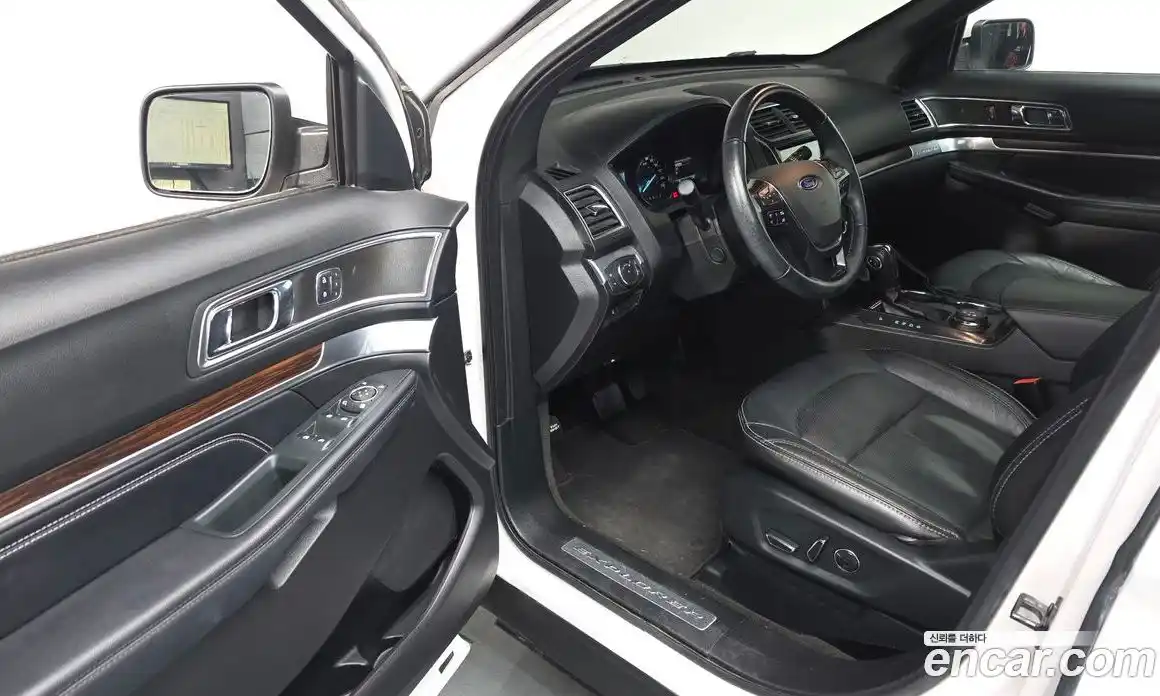 Ford Explorer 2018 2.3 гидро в Москве № 255536, фото 12