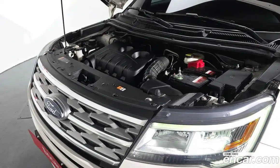 Ford Explorer 2018 2.3 гидро в Москве № 255536, фото 6