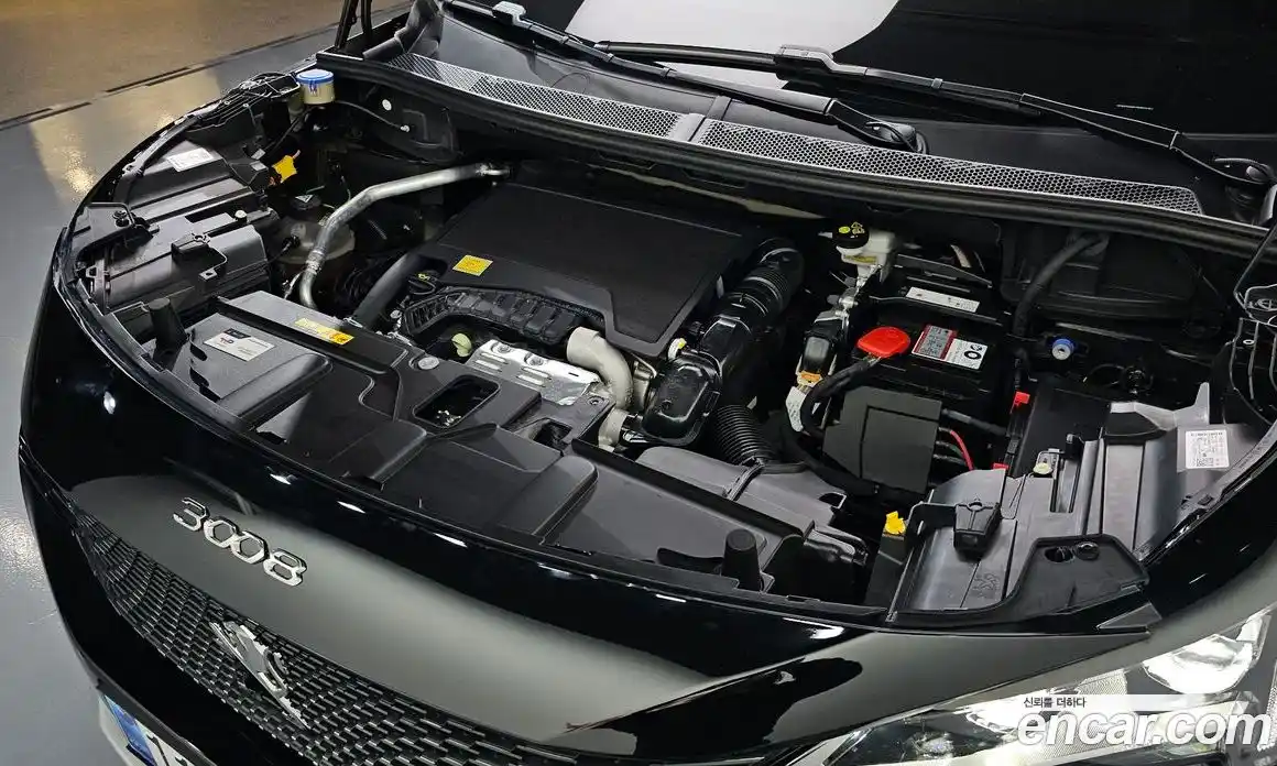 Peugeot 3008 2024 1.2 гидро в Москве № 256225, фото 5