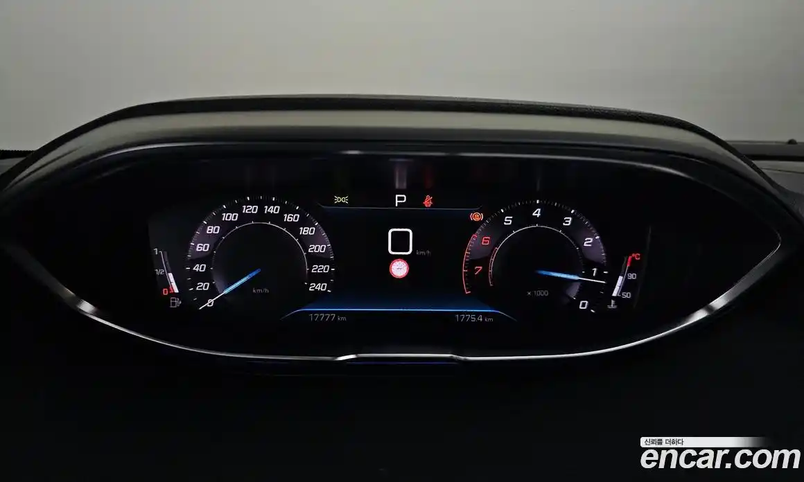 Peugeot 3008 2024 1.2 гидро в Москве № 256225, фото 7