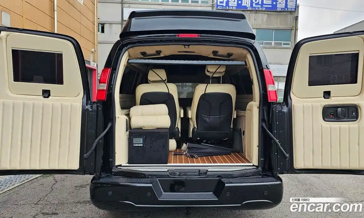 Chevrolet Express Van 2017 6.0 гидро в Москве № 260298, фото 20