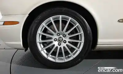 Jaguar XJ 2007 2.7 гидро в Москве № 283861, миниатюра 5