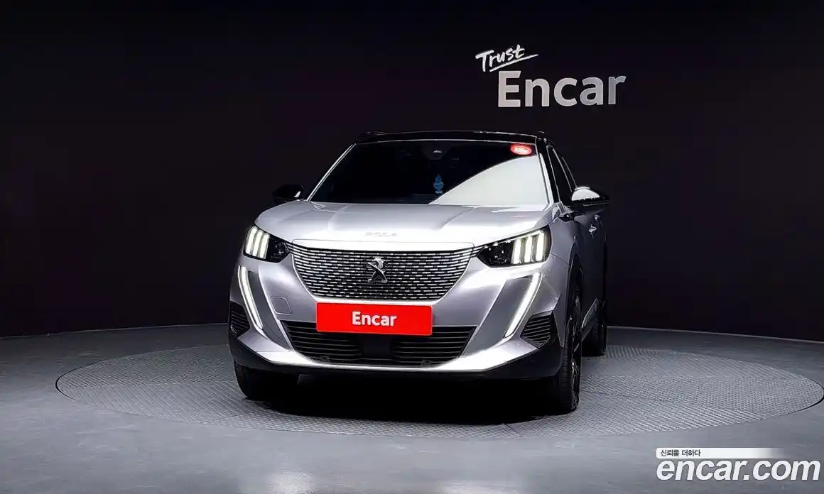 Peugeot 2008 2023 0.1 гидро в Москве № 284303, фото 3