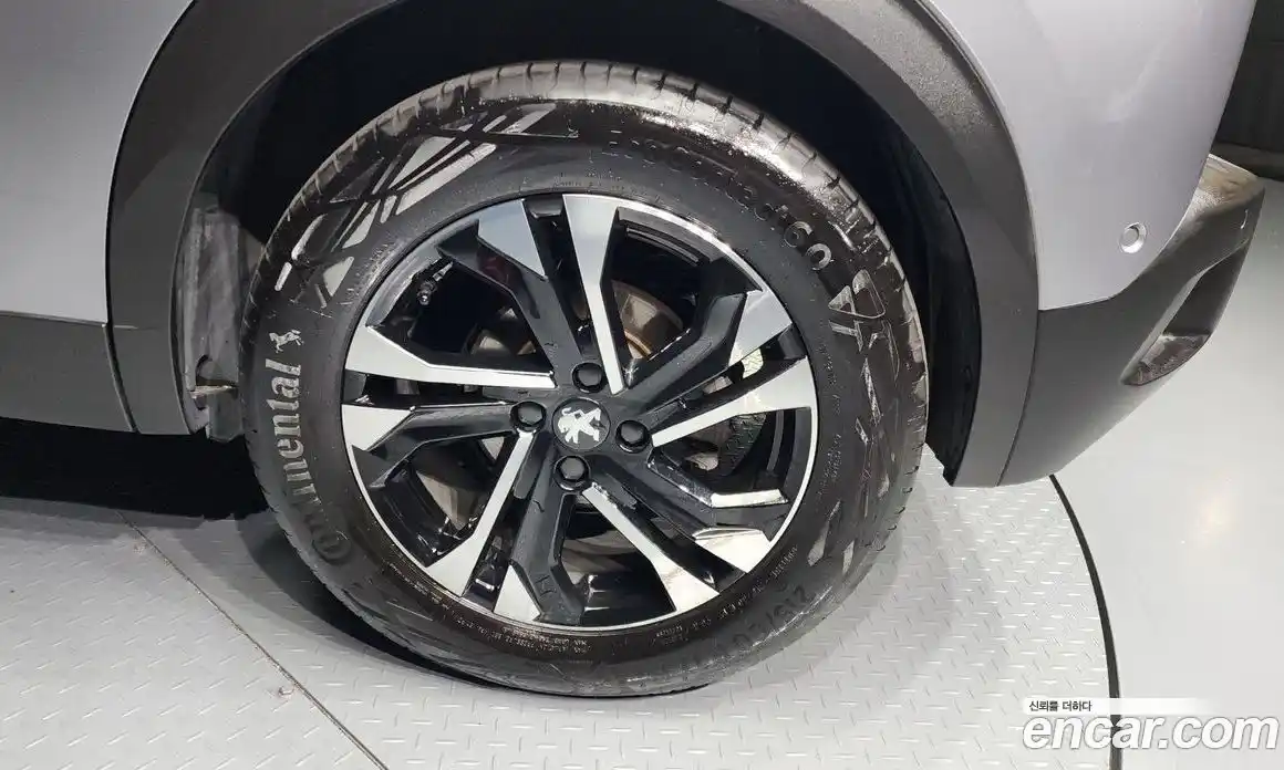 Peugeot 2008 2023 0.1 гидро в Москве № 284303, фото 5