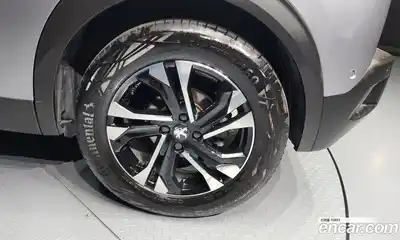 Peugeot 2008 2023 0.1 гидро в Москве № 284303, миниатюра 5