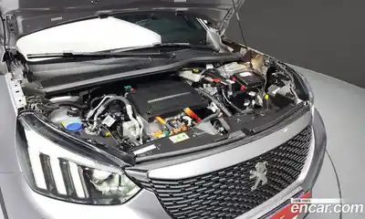 Peugeot 2008 2023 0.1 гидро в Москве № 284303, миниатюра 6