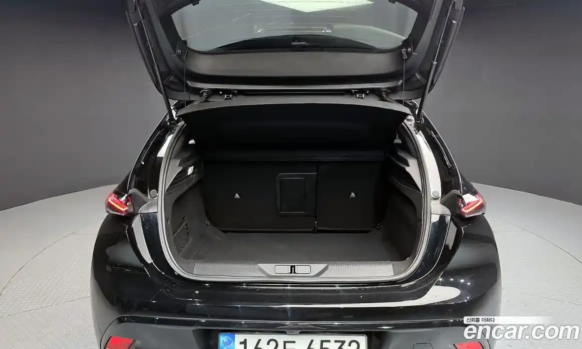 Peugeot 308 2022 1.5 гидро в Москве № 284308, фото 20