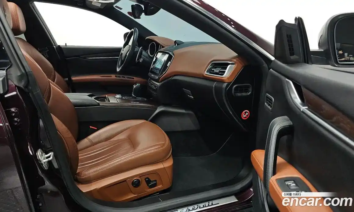 Maserati Ghibli 2017 3.0 гидро в Москве № 304516, фото 10