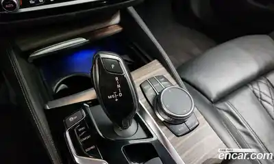 BMW 5-Series 2018 2.0 гидро в Москве № 321404, миниатюра 9