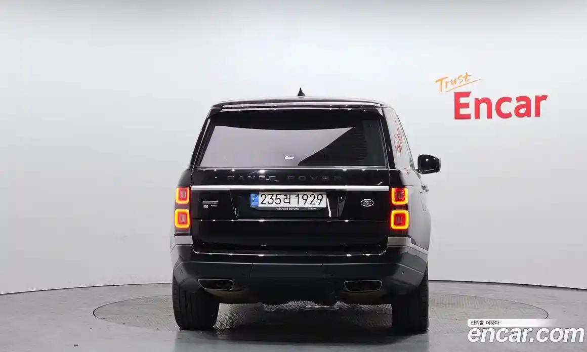 Land Rover Range-Rover 2021 5.0 гидро в Москве № 333265, фото 4