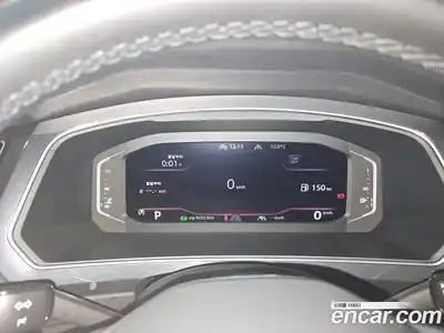 Volkswagen Tiguan 2023 2.0 гидро в Москве № 357654, миниатюра 8