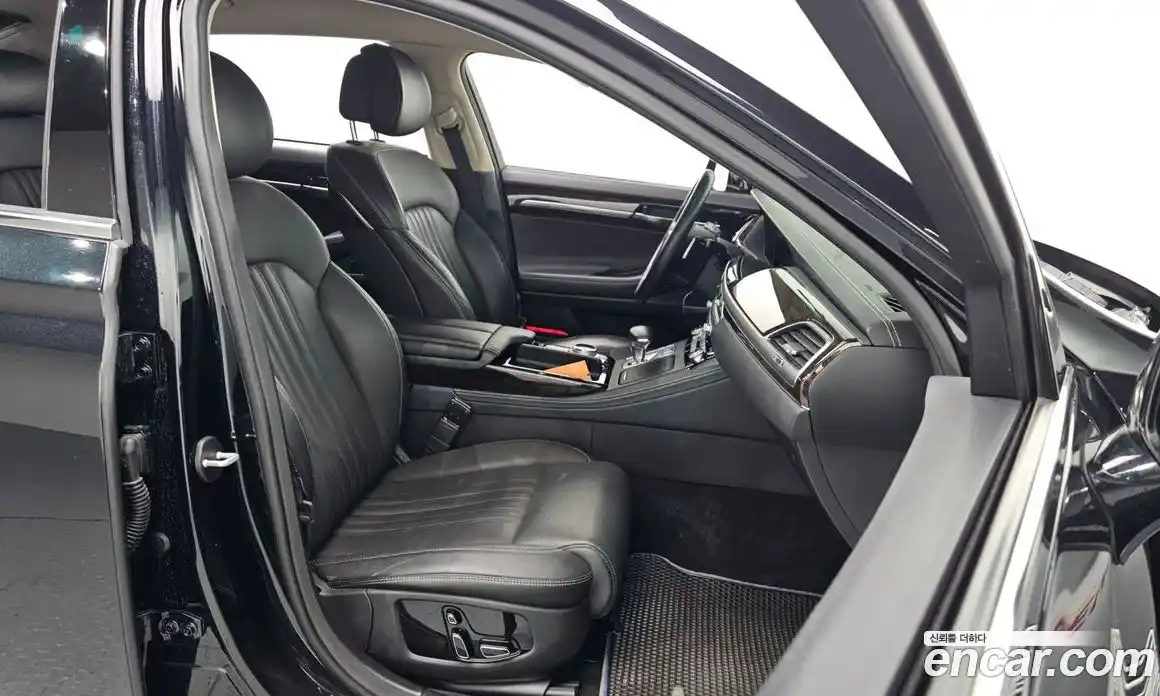 Genesis G90 2019 3.8 гидро в Москве № 365338, фото 11