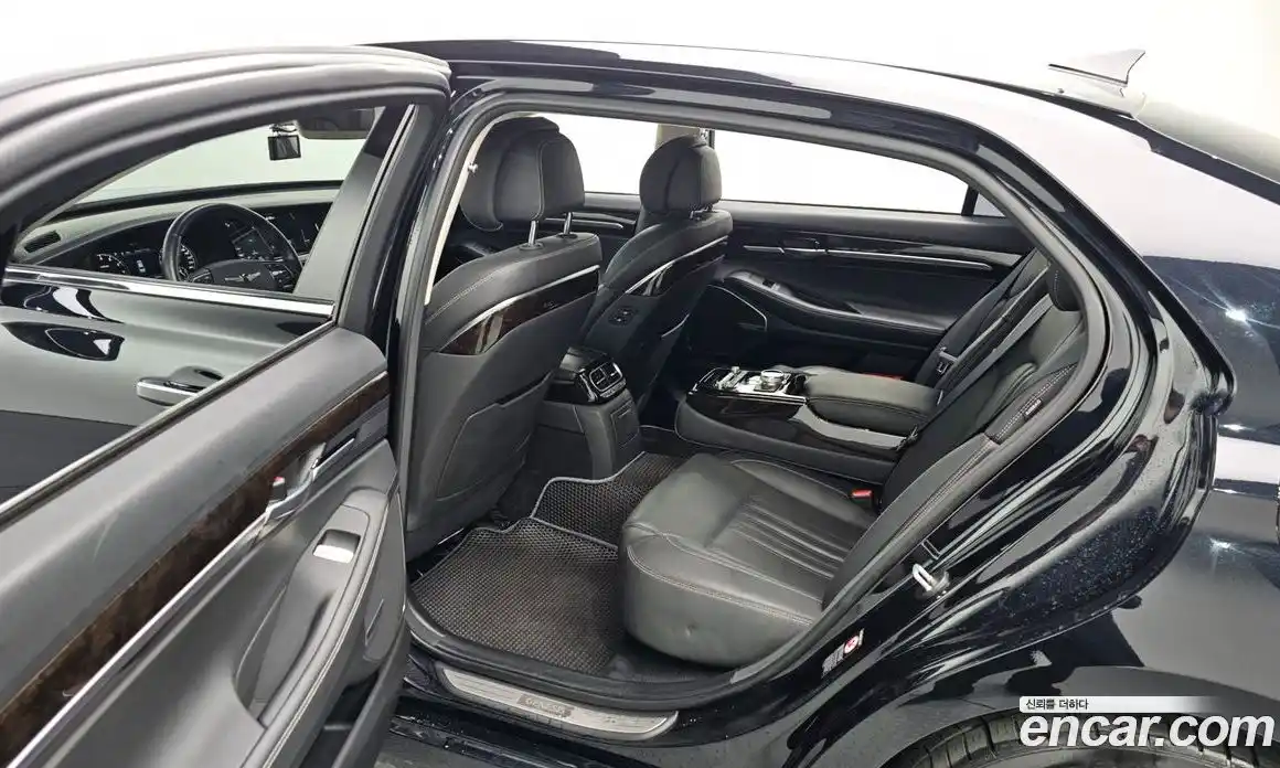 Genesis G90 2019 3.8 гидро в Москве № 365338, фото 13