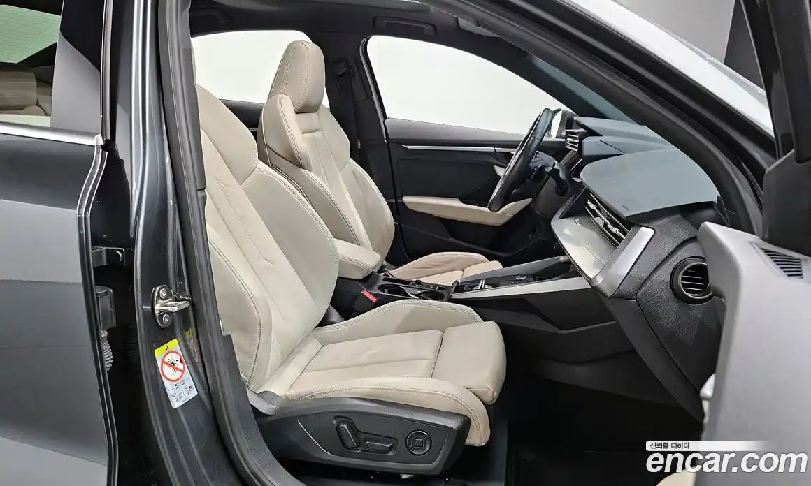 Audi A3 2023 2.0 гидро в Москве № 391173, фото 10