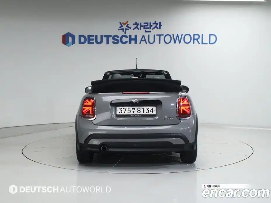 Mini Cooper Convertible 2022 1.5 гидро в Москве № 459216, фото 4
