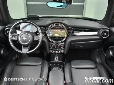 Mini Cooper Convertible 2022 1.5 гидро в Москве № 459216, миниатюра 7