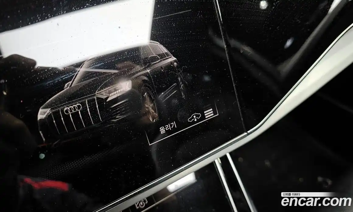 Audi Q7 2023 3.0 гидро в Москве № 496270, фото 17