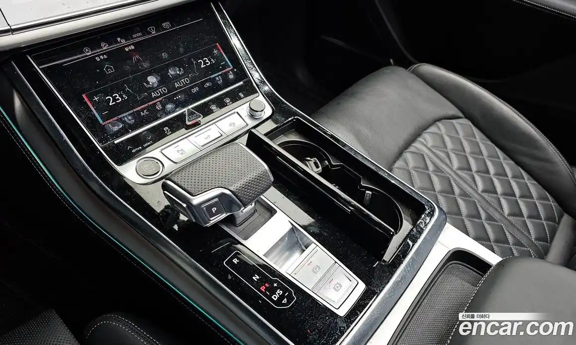 Audi Q7 2023 3.0 гидро в Москве № 496270, фото 9