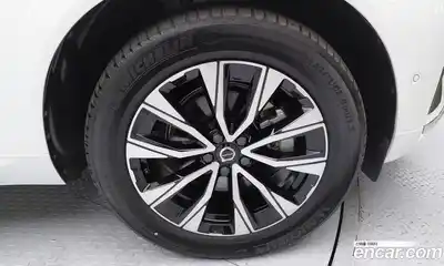 Volvo XC60 2023 2.0 гидро в Москве № 497908, миниатюра 11