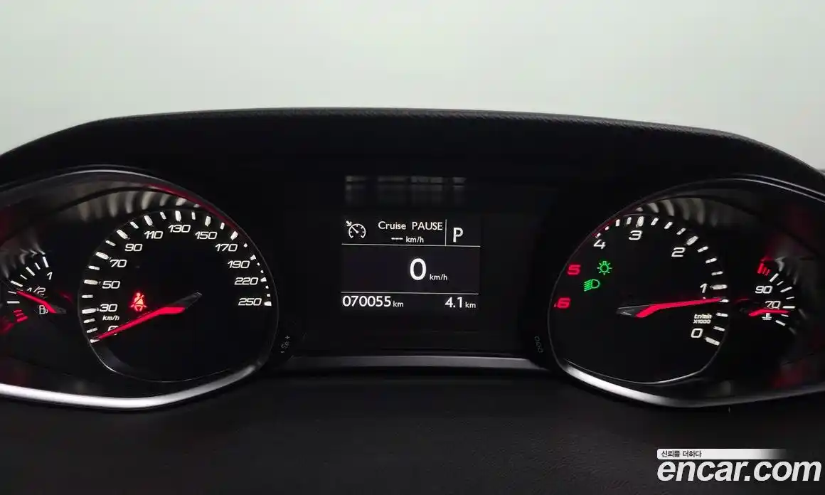 Peugeot 308 2016 1.6 гидро в Москве № 500497, фото 8