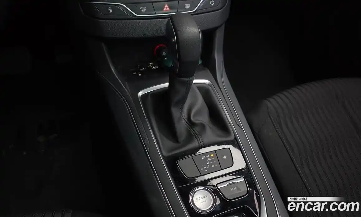 Peugeot 308 2016 1.6 гидро в Москве № 500497, фото 9