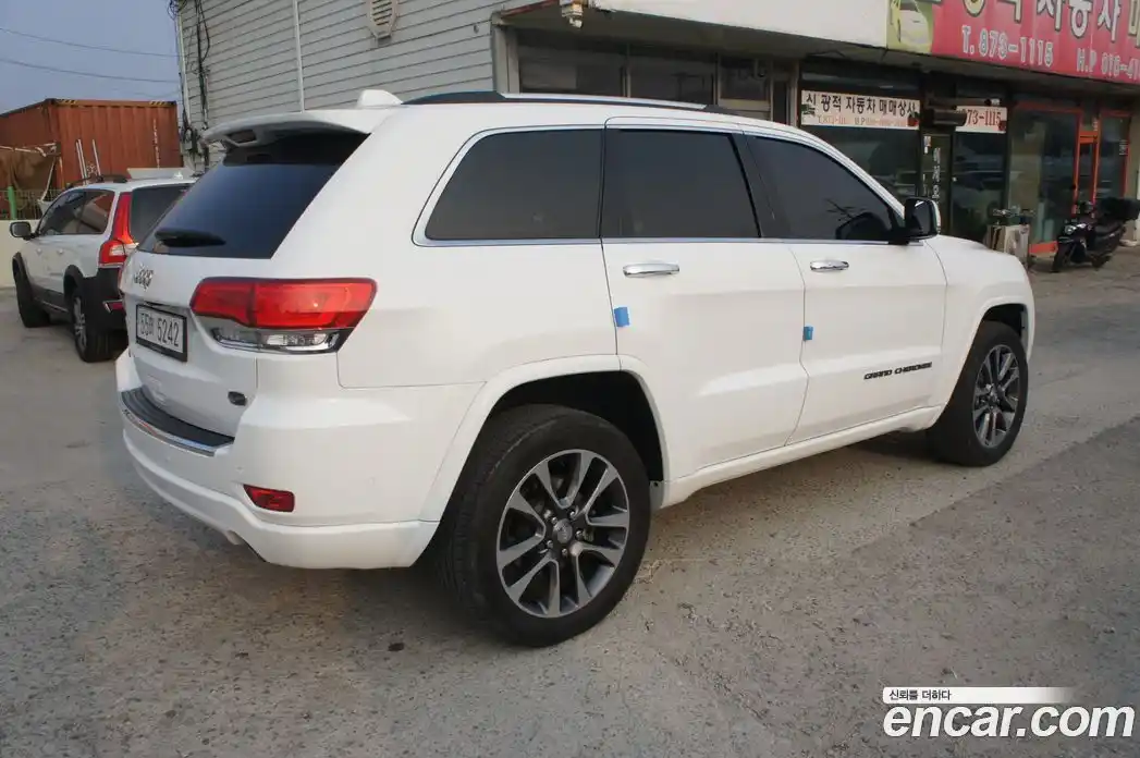 Jeep Cherokee 2017 3.6 гидро в Москве № 535309, фото 5