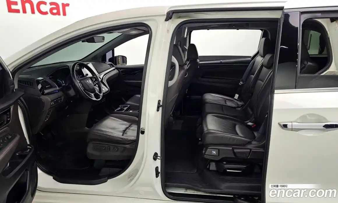 Honda Odyssey 2017 3.5 гидро в Москве № 539006, фото 10