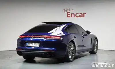 Porsche Panamera, 2021