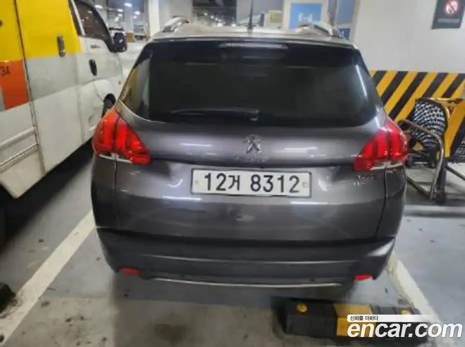 Peugeot 2008 2015 1.5 гидро в Москве № 547954, фото 3