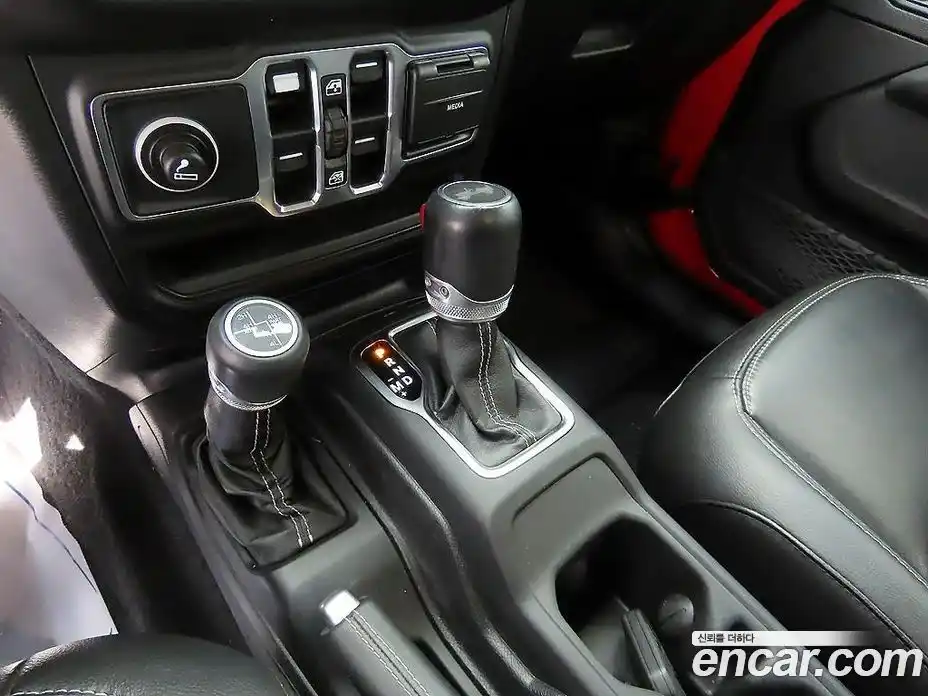 Jeep Wrangler 2020 2.0 гидро в Москве № 584495, фото 10