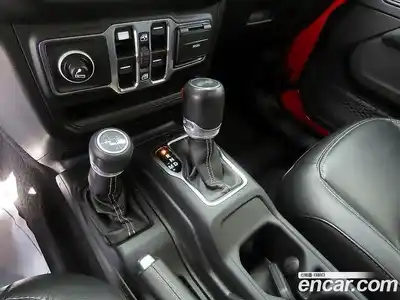 Jeep Wrangler 2020 2.0 гидро в Москве № 584495, миниатюра 10